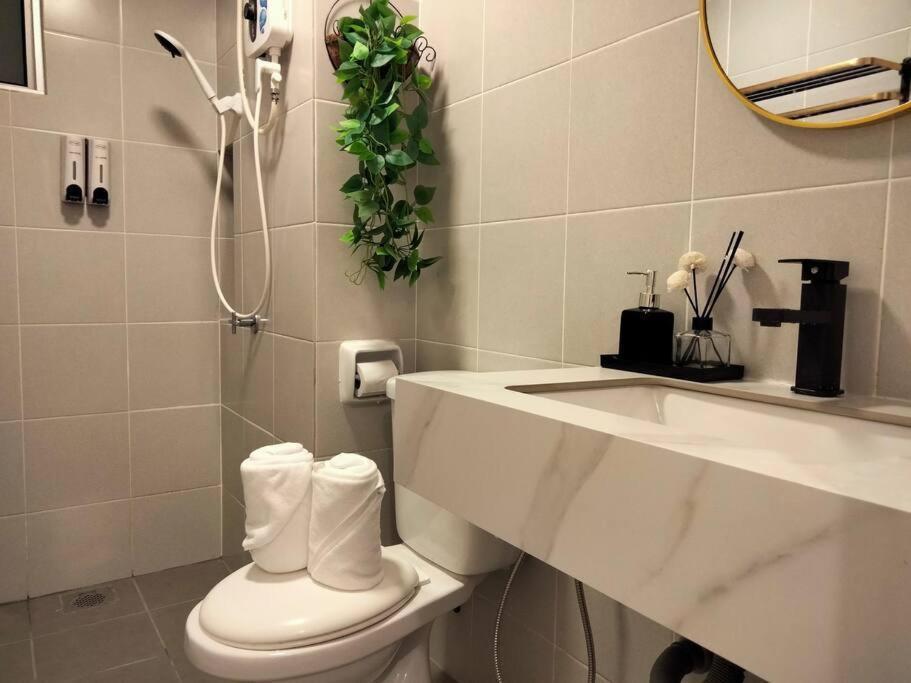 V Boho Home 3Bedroom 7-8Pax Eco Majestic Semenyih Beranang Buitenkant foto